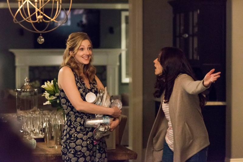 Judy Greer, Michaela Watkins (FX)